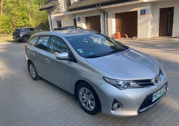 Toyota Auris cena 35000 przebieg: 165000, rok produkcji 2013 z Warszawa małe 67